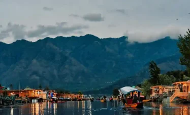 Dal lake in Srinagar